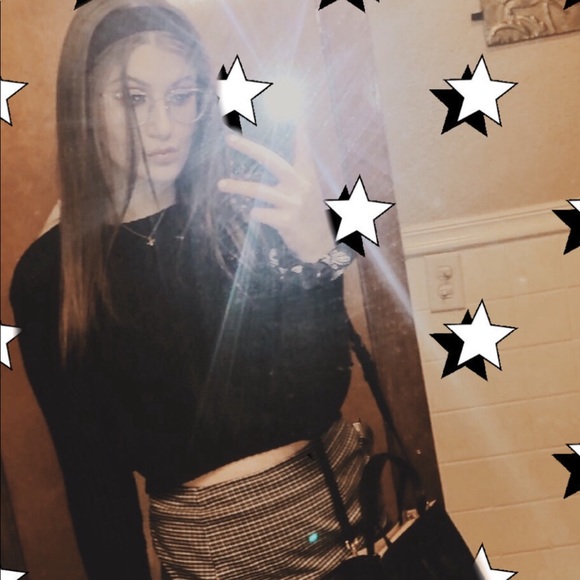 Meet your Posher, Paige - Picture 1 of 1